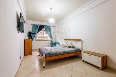 Apartamento T2 para Venda em Queluz e Belas