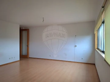 Apartamento T3 para Venda em Moreira