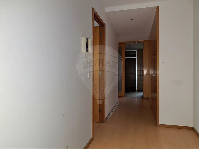 Apartamento T3 para Venda em Moreira Foto 7