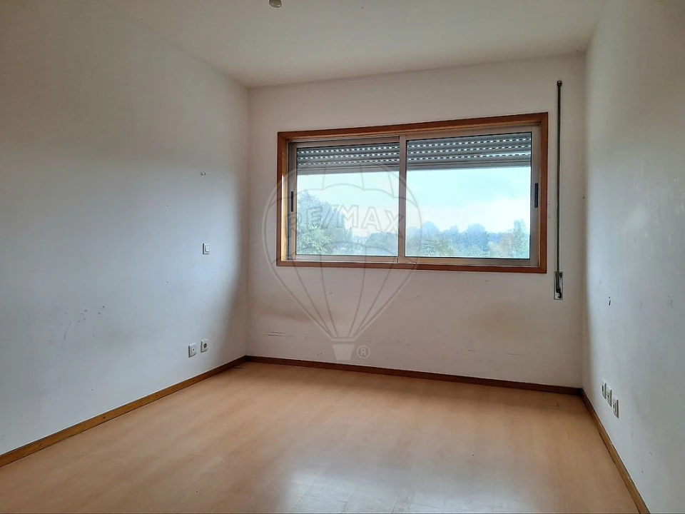 Apartamento T3 para Venda em Moreira Foto 16