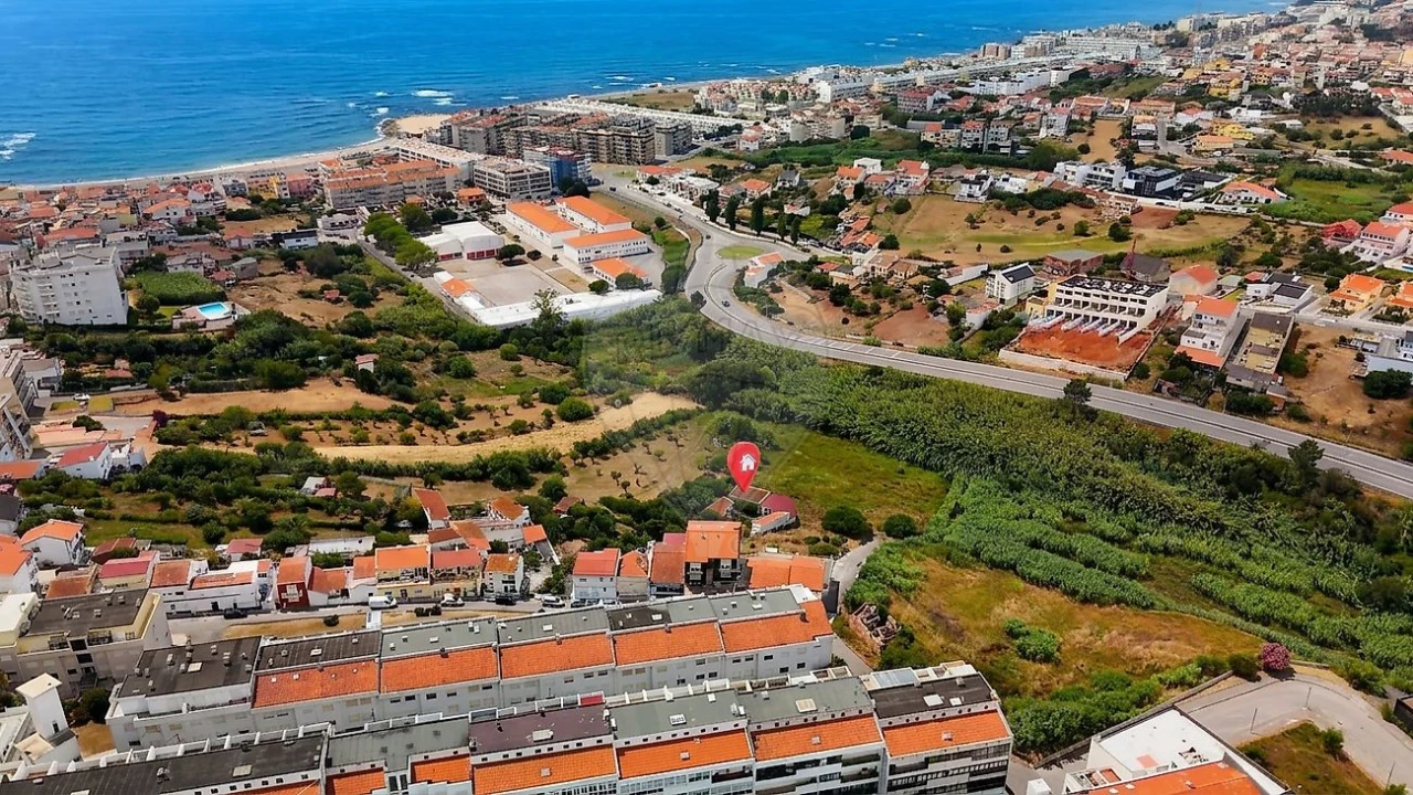Moradia T1 para Venda em Buarcos Foto 1