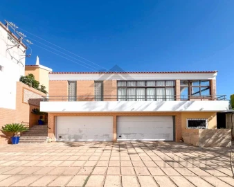 Moradia T5 para Venda em Portimão