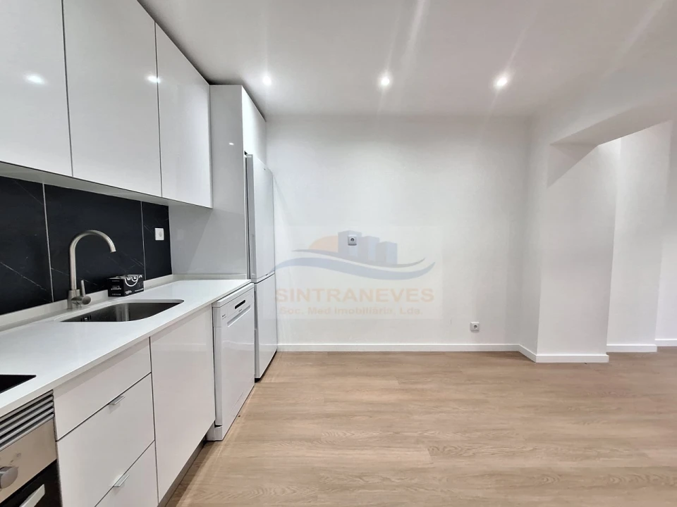 Apartamento T3 para Venda em Falagueira-Venda Nova Foto 5