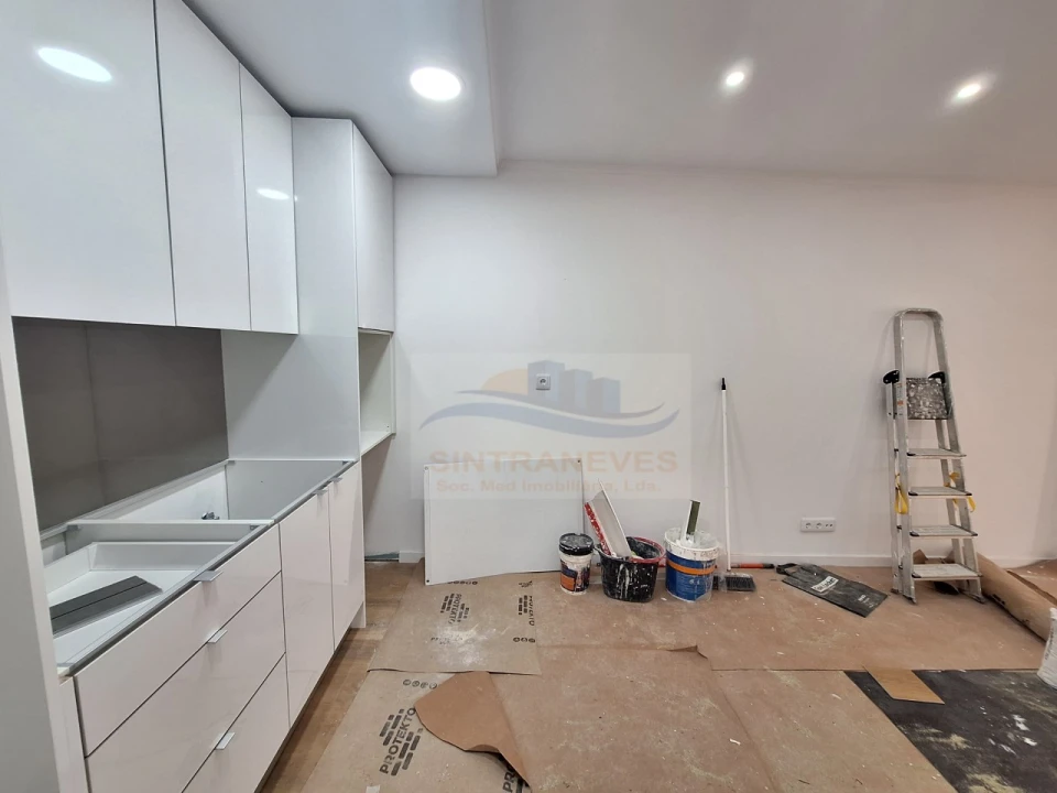 Apartamento T3 para Venda em Falagueira-Venda Nova Foto 4
