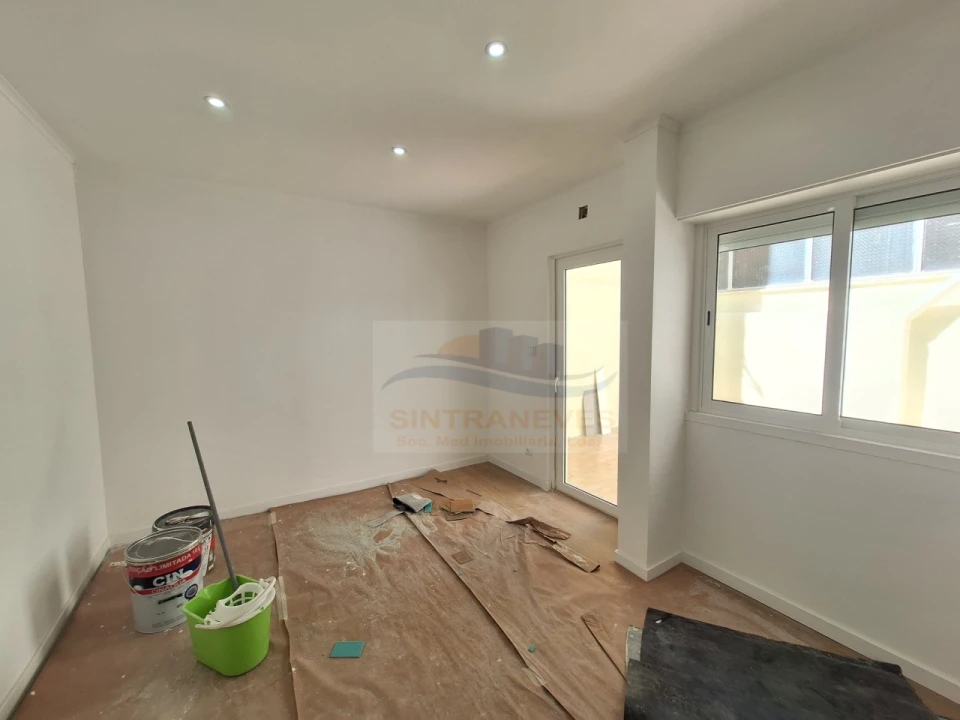 Apartamento T3 para Venda em Falagueira-Venda Nova Foto 8