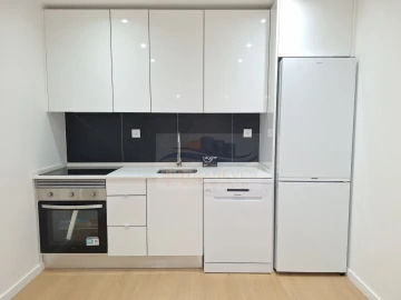 Apartamento T3 para Venda em Falagueira-Venda Nova