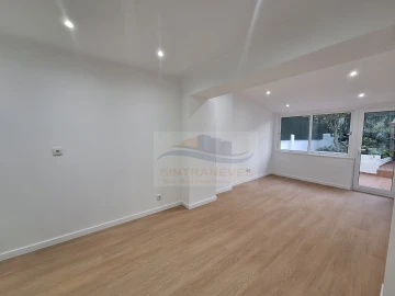 Apartamento T3 para Venda em Falagueira-Venda Nova