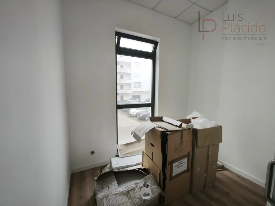 Loja para Arrendamento em Sines Foto 18