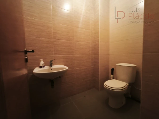 Loja para Arrendamento em Sines Foto 14