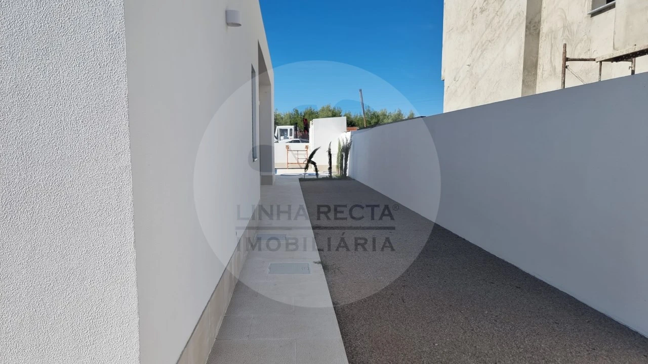 Moradia T4 para Venda em Azeitão (São Lourenço e São Simão) Foto 27