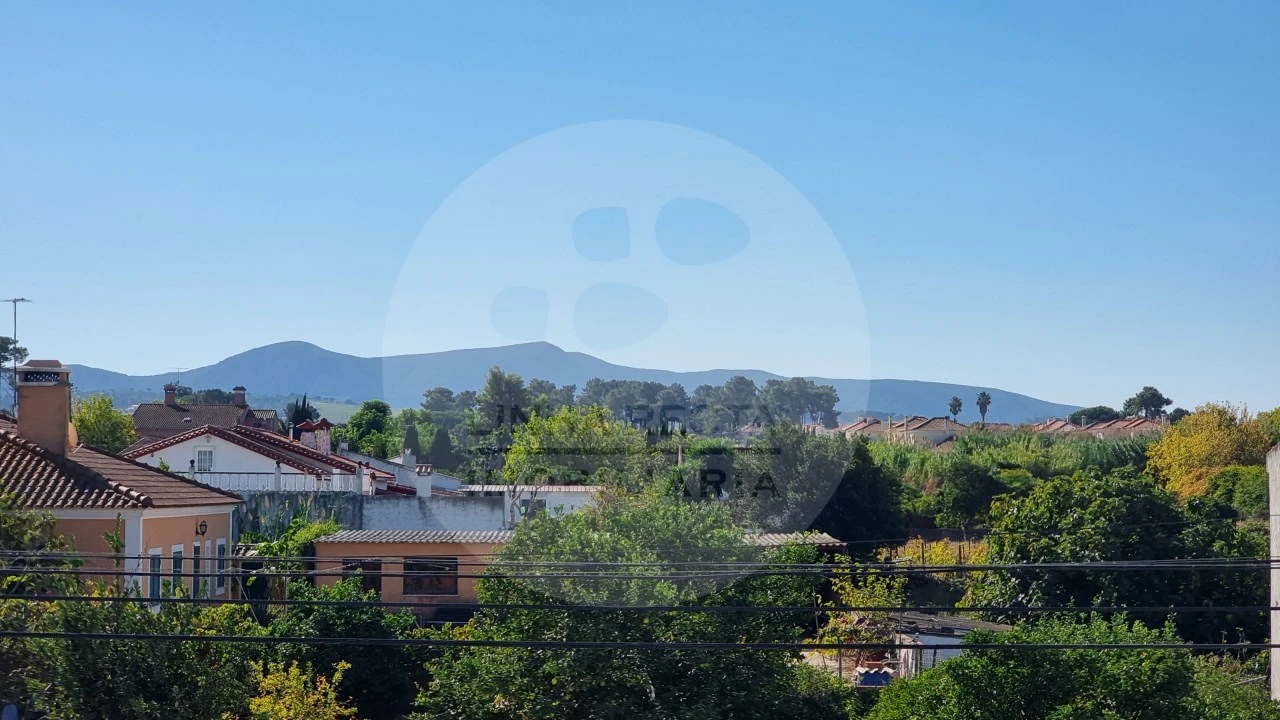 Moradia T4 para Venda em Azeitão (São Lourenço e São Simão) Foto 2