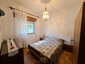 Moradia T3 para Venda em Sampriz
