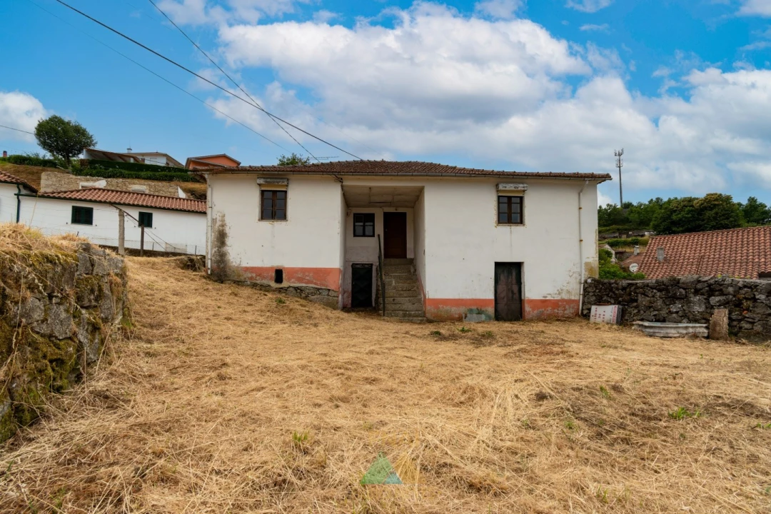 Moradia T2 para Venda em Paredes de Coura e Resende Foto 2