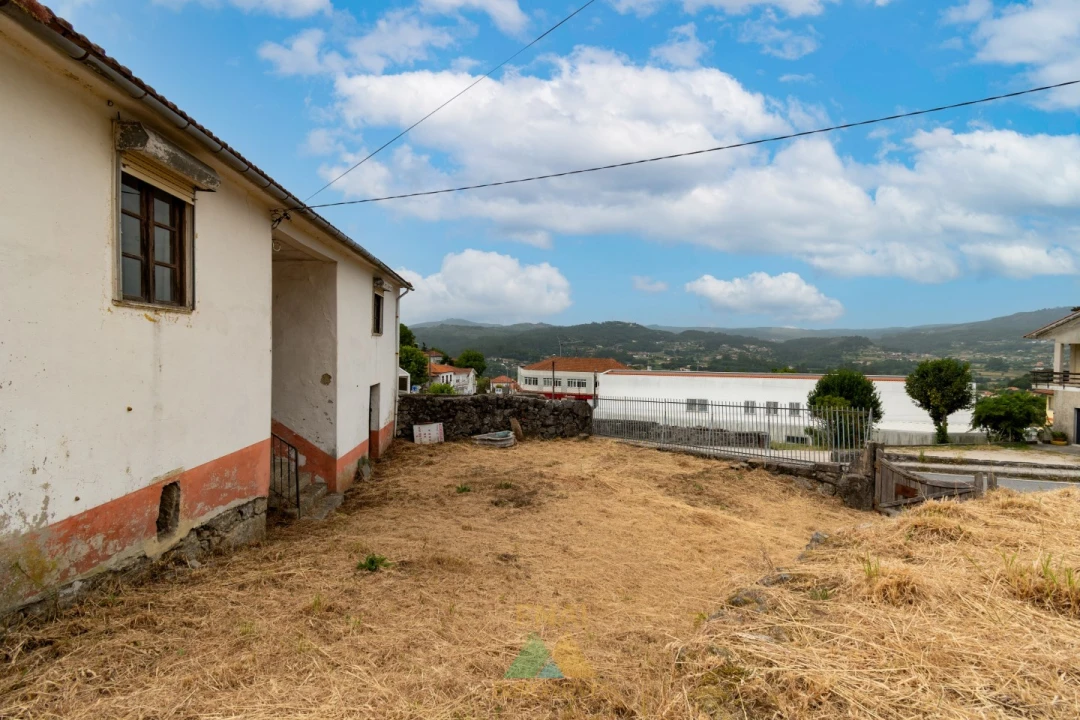 Moradia T2 para Venda em Paredes de Coura e Resende Foto 4