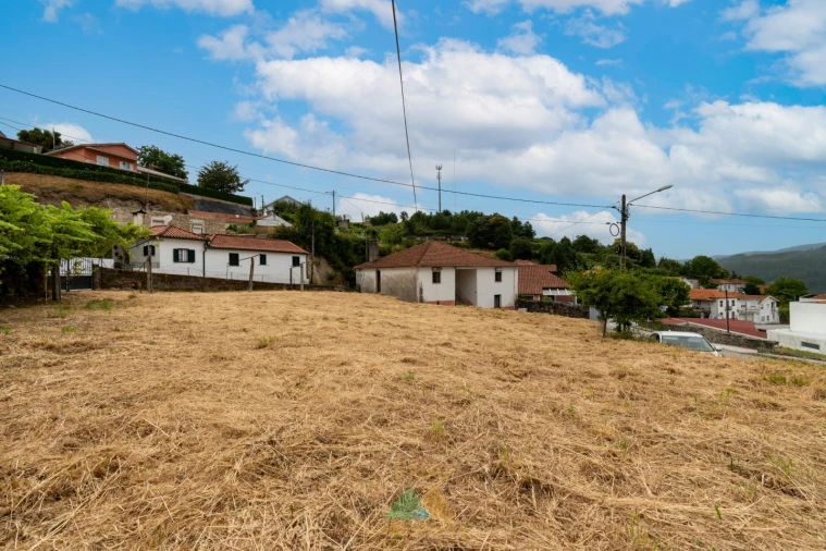 Moradia T2 para Venda em Paredes de Coura e Resende Foto 7