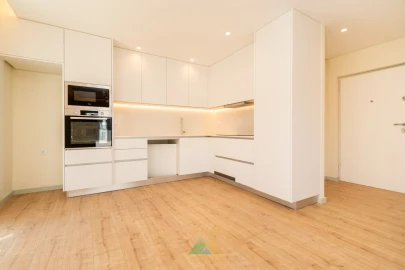 Apartamento T3 para Venda em Salvador, Vila Fonche e Parada