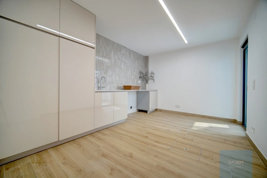 Moradia T4 para Venda em Alcabideche Foto 46