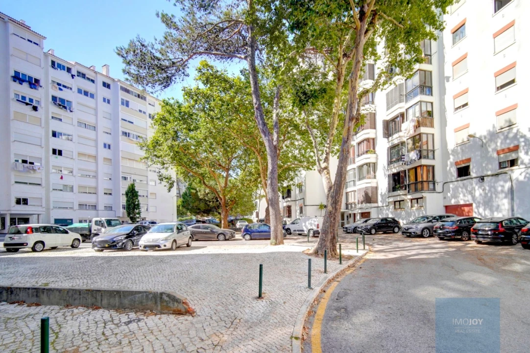 Apartamento T2 para Venda em Cascais e Estoril Foto 47