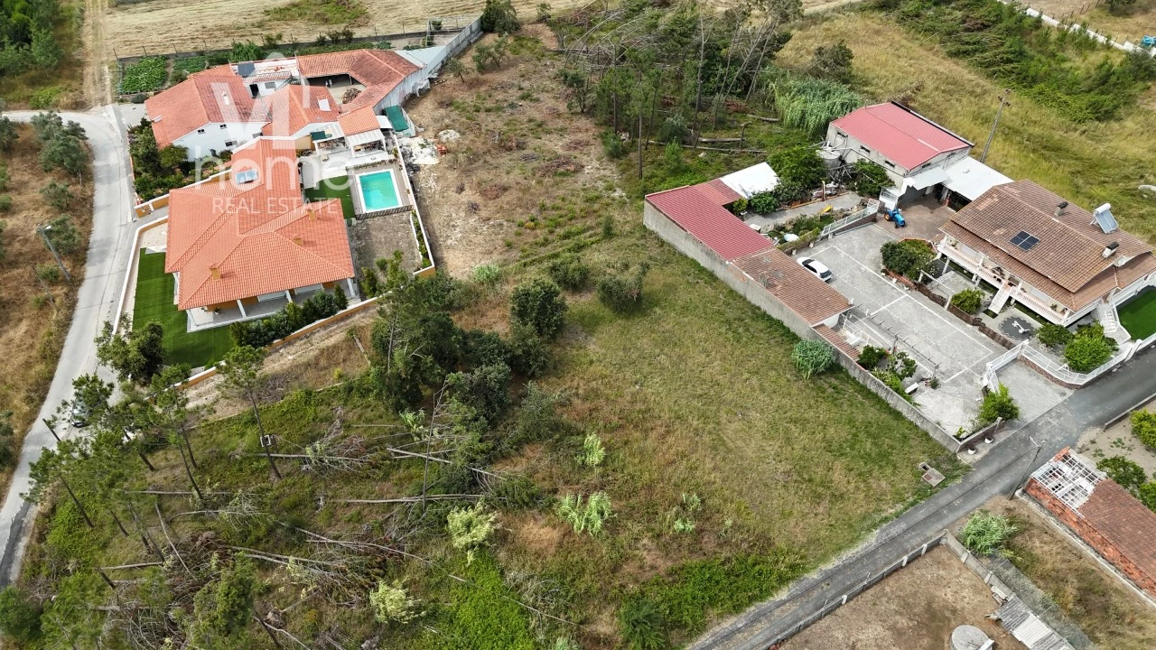 Terreno para Venda em Maceira Foto 4