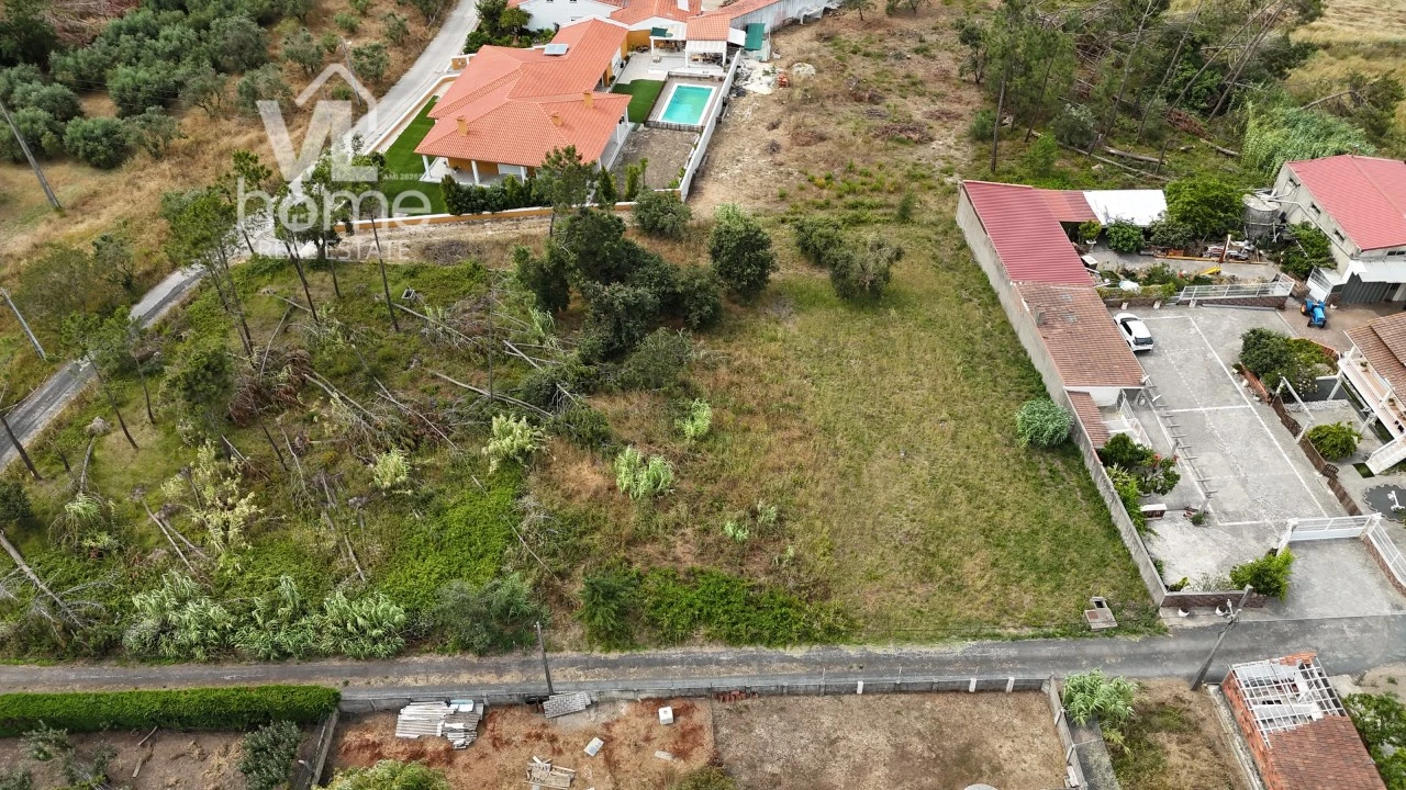 Terreno para Venda em Maceira Foto 2