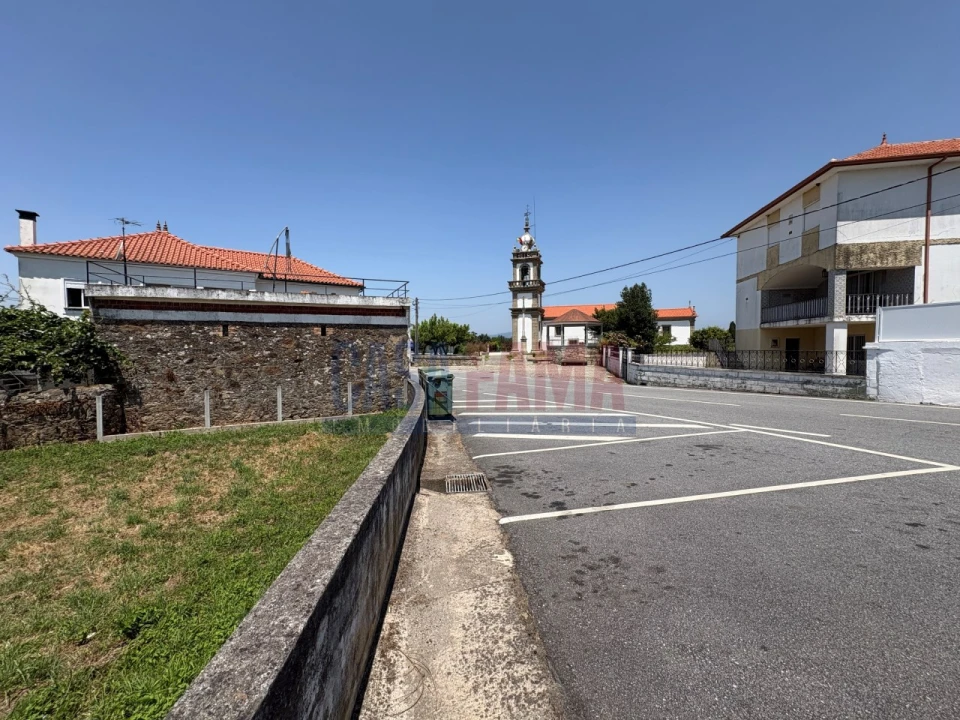 Terreno para Arrendamento em Cornes Foto 21