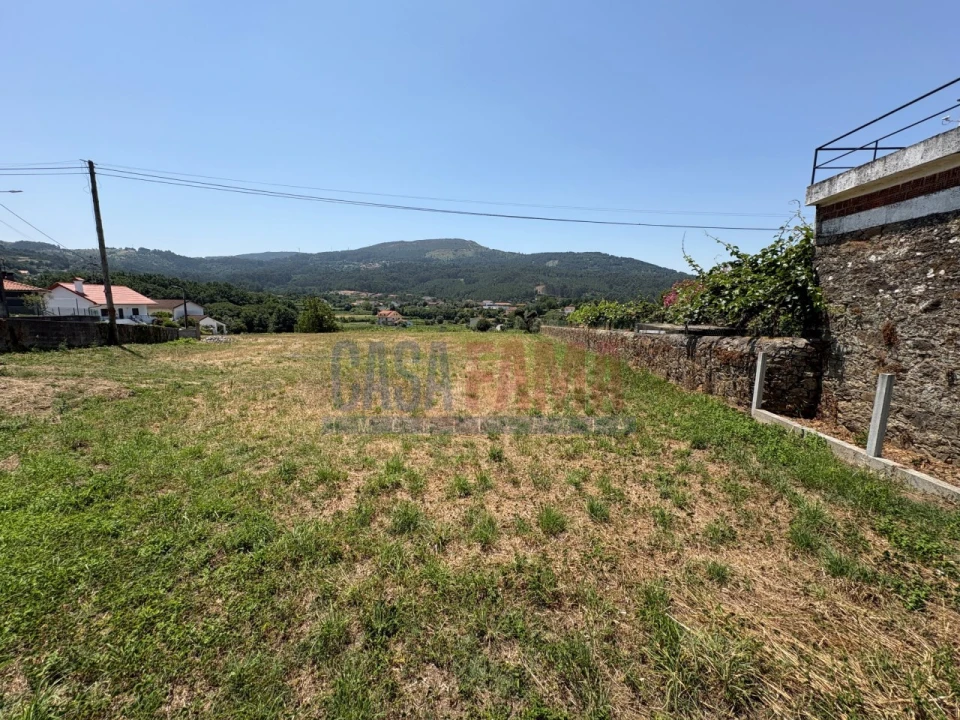 Terreno para Arrendamento em Cornes Foto 23
