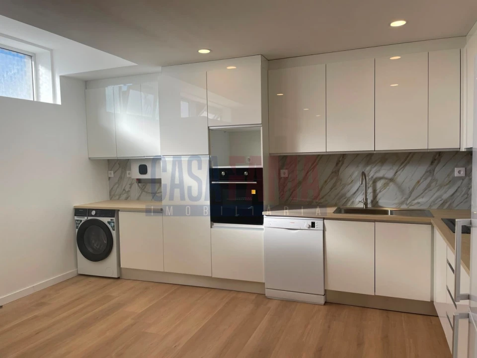 Apartamento T2 para Venda em Delães Foto 10
