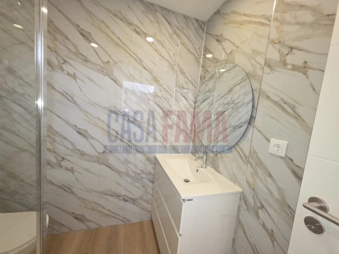 Apartamento T2 para Venda em Delães Foto 8