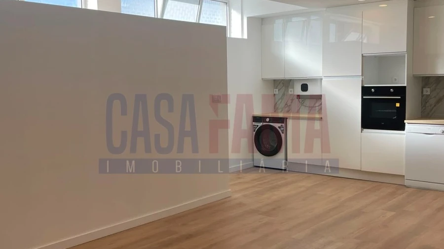 Apartamento T2 para Venda em Delães