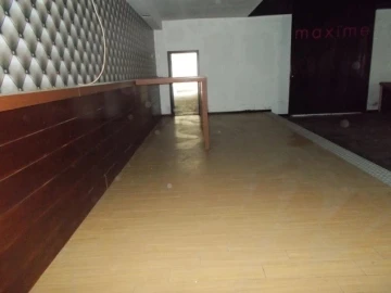 Loja para Venda em Aradas