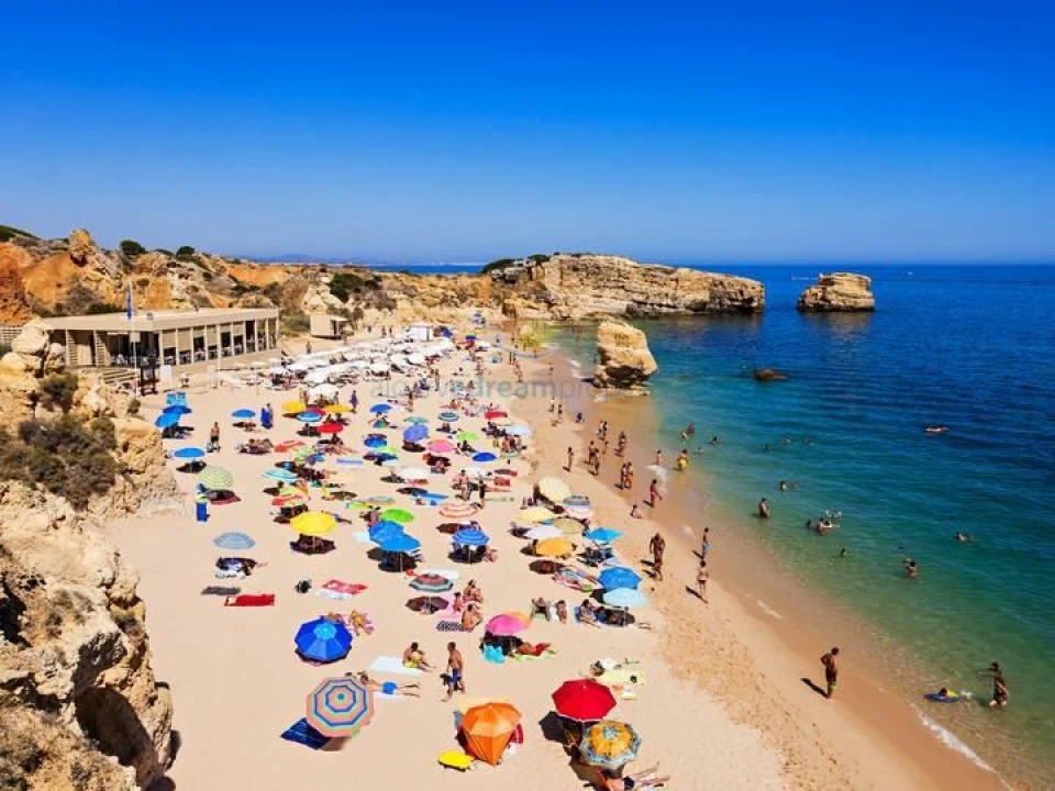 Loja para Venda em Albufeira e Olhos de Água Foto 3
