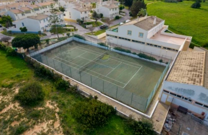 Loja para Venda em Albufeira e Olhos de Água