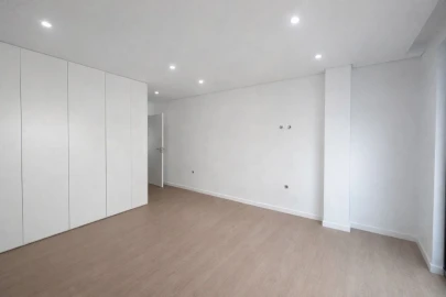 Apartamento T2 para Venda em Esgueira
