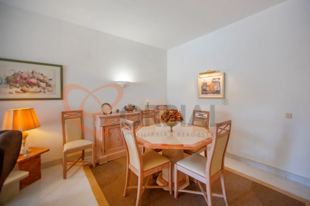 Apartamento T2 para Venda em Albufeira e Olhos de Água Foto 8