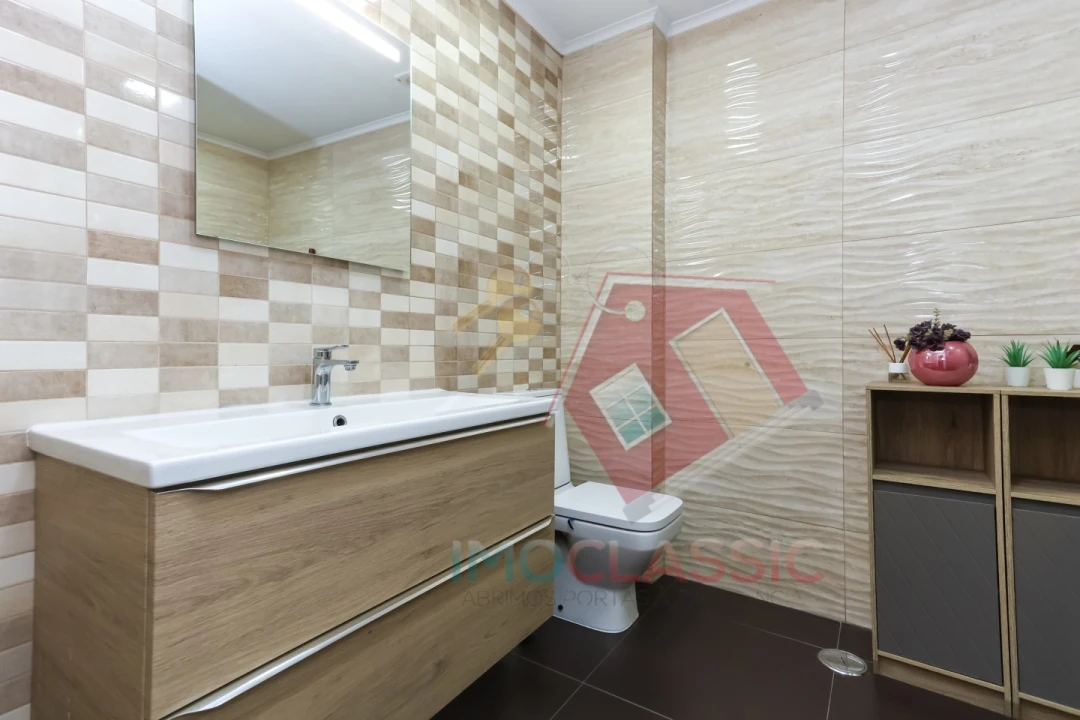 Apartamento T3 para Venda em Alhos Vedros Foto 11