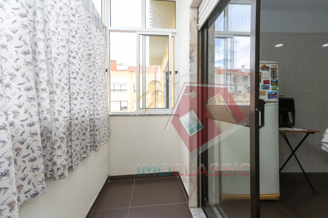 Apartamento T3 para Venda em Alhos Vedros Foto 17