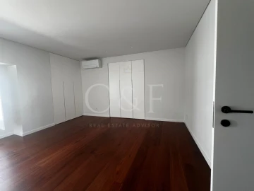 Apartamento T4 para Venda em Leiria, Pousos, Barreira e Cortes