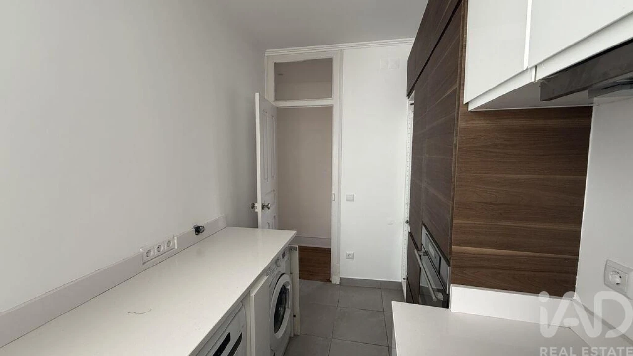 Apartamento T3 para Arrendamento em Penha de França Foto 16
