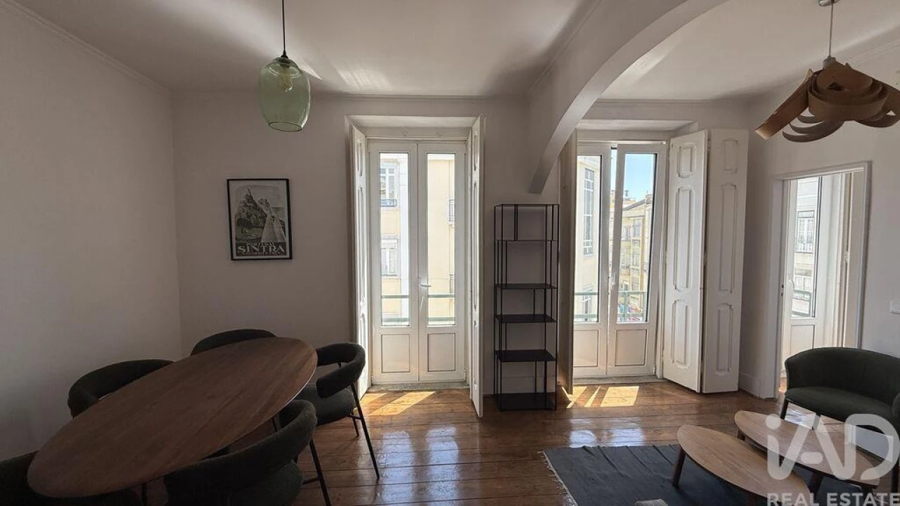 Apartamento T3 para Arrendamento em Penha de França Foto 11
