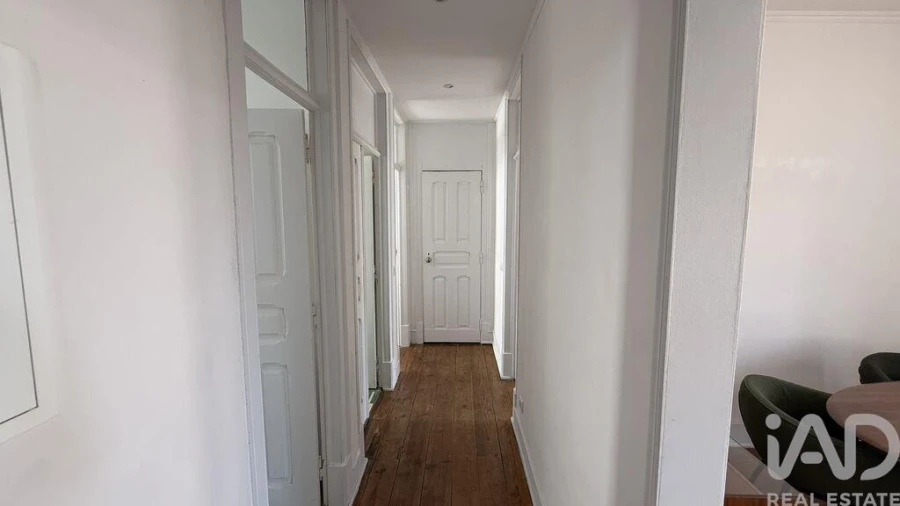 Apartamento T3 para Arrendamento em Penha de França Foto 26
