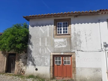 Moradia T2 para Venda em Almeida