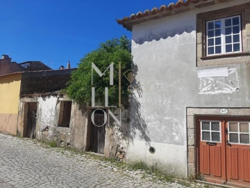 Moradia T2 para Venda em Almeida