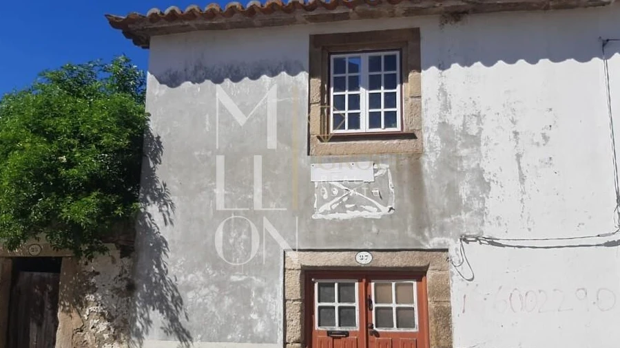 Moradia T2 para Venda em Almeida
