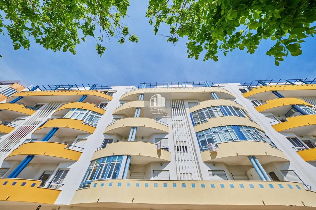 Apartamento T1 para Venda em Costa da Caparica Foto 25
