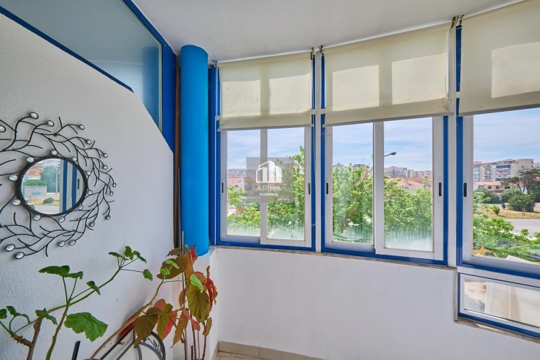 Apartamento T1 para Venda em Costa da Caparica Foto 16