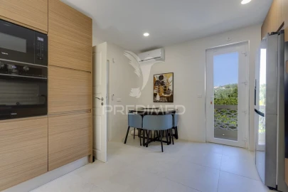 Moradia T5 para Venda em Monchique