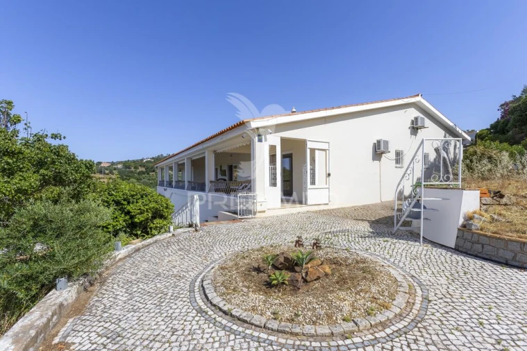 Moradia T5 para Venda em Monchique Foto 4