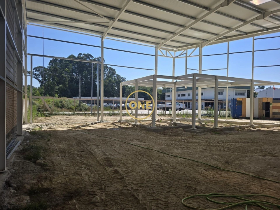 Armazém para Venda em Coronado (São Romão e São Mamede) Foto 7