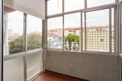 Apartamento T3 para Venda em Algés, Linda-A-Velha e Cruz Quebrada-Dafundo