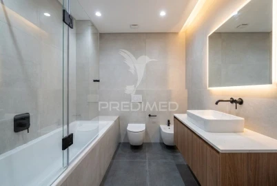 Apartamento T3 para Venda em Algés, Linda-A-Velha e Cruz Quebrada-Dafundo